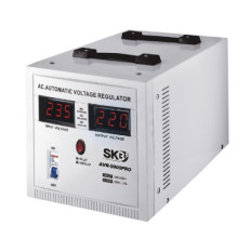AVR-5000 PRO - Stabilizzatore di tensione monofase professionale 5000VA 3000W SKB