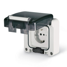 SCAME 137.4404 SERIE PROTECTA PRESA SCHUKO P30 16A M95 (95x95mm) IP66