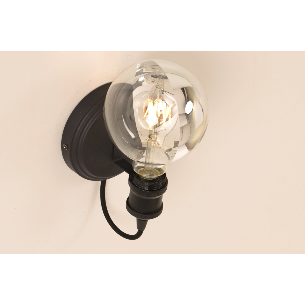 Illuminando TIMIDA con lampadina – Applique, nero | ELETTROSUD